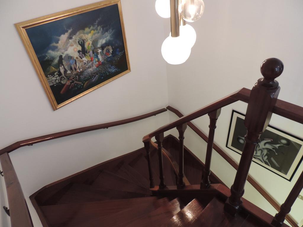 Apartment Centener Ровин Екстериор снимка